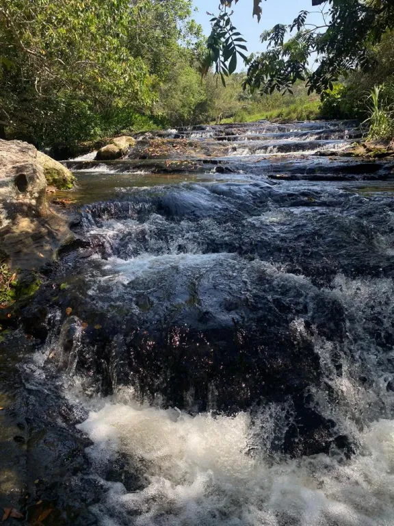 VENDO UN PARAISO ENTRE ESCOBAR Y PIRIBEBUY SOBRE EL HERMOSO ARROYO Y HAKÃ — foto 2