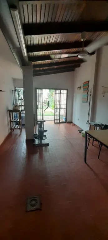 Vendo Casa a Refaccionar en Barrio Los Laureles Zona Residencial — foto 3