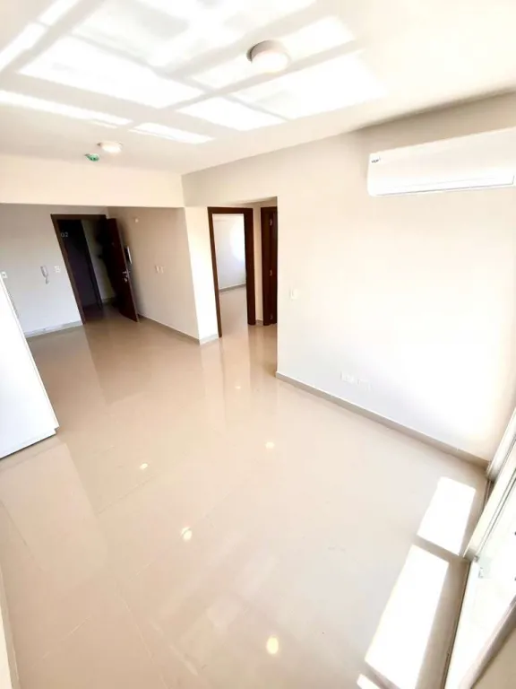 ALQUILO DEPARTAMENTO MODERNO A ESTRENAR 2 DORMITORIOS EN LAMBARE — foto 2