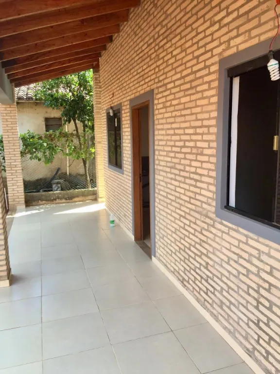 VENDO CASA EN MARIANO ROQUE ALONSO — foto 3