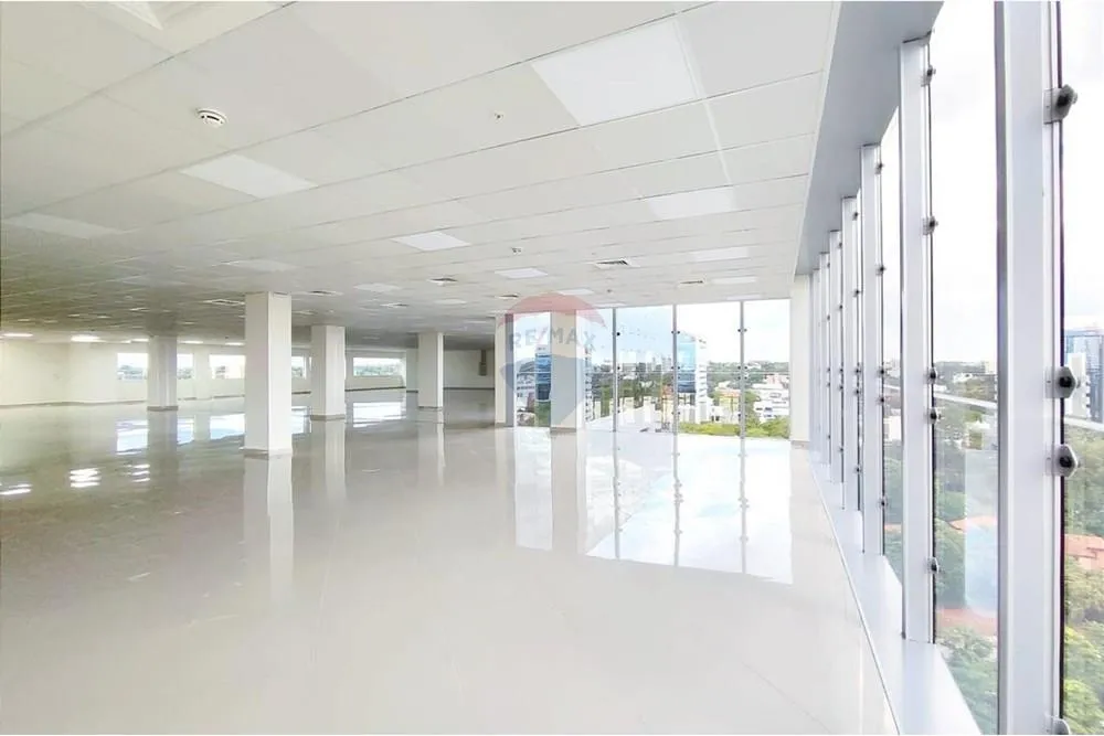 OFICINAS CORPORATIVAS, VILLAMORRA, EDIFICIO COOPERATIVA UNIVERSITARIA — foto 3