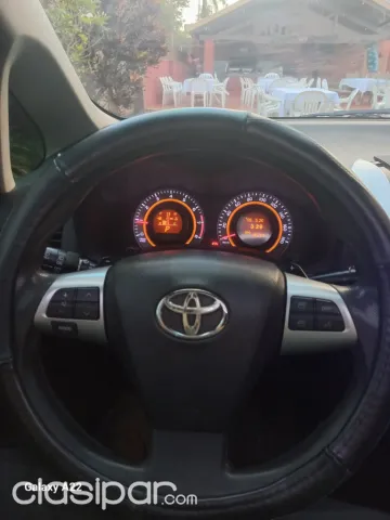 Toyota Auris 2011 — foto 4