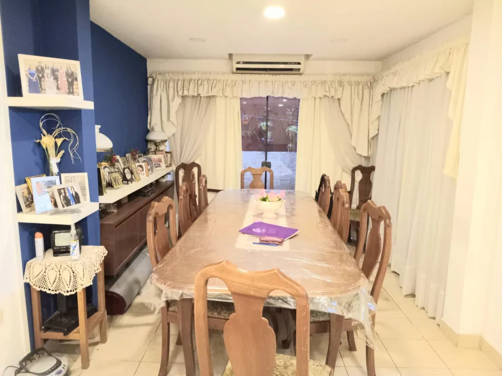 ALQUILO HERMOSO DUPLEX EN SAJONIA — photo 2