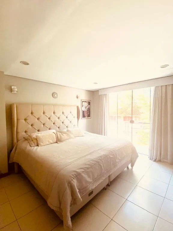 En alquiler Duplex de 3 Habitaciones en Los Laureles - Asunción — foto 3