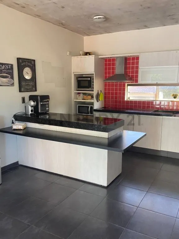 ALQUILAR DUPLEX EN BARRIO LOS LAURELES — photo 2