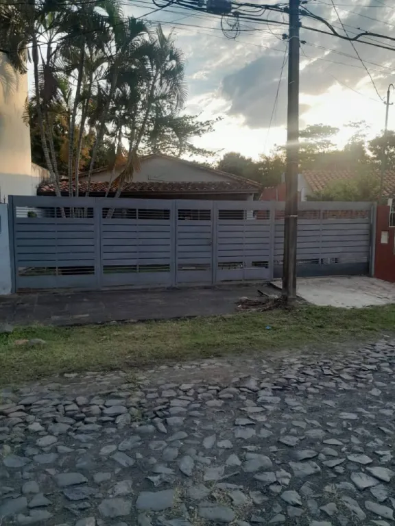 🏡 ¡VENDO AMPLIO TERRENO CON CASA EN ASUNCIÓN – BARRIO MBOCAYATY! 📍 — foto 2
