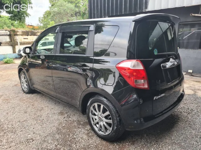 Toyota Ractis 2006 — foto 5