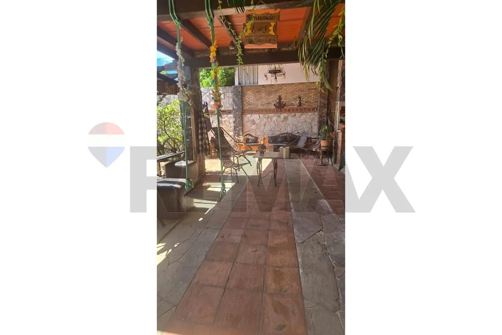 Vendo casa San Lorenzo 4 habitaciones Barrio Virgen de los remedios — foto 3