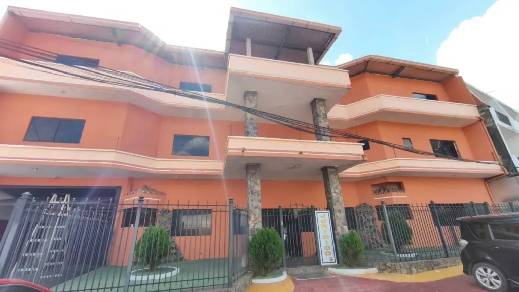 VENDO EDIFICIO COMERCIAL CON TINGLADO EN SAN LORENZO — фото 2