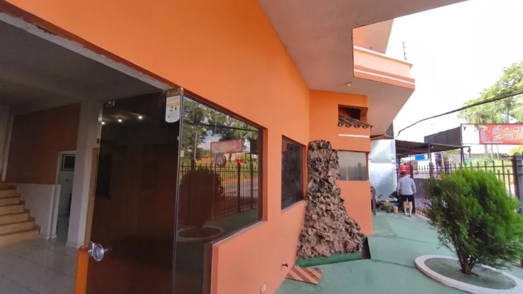 VENDO EDIFICIO COMERCIAL CON TINGLADO EN SAN LORENZO — фото 3