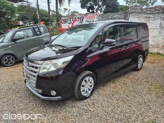 Toyota Noah 2014 — foto 3