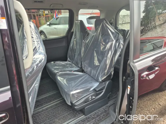 Toyota Noah 2014 — foto 6