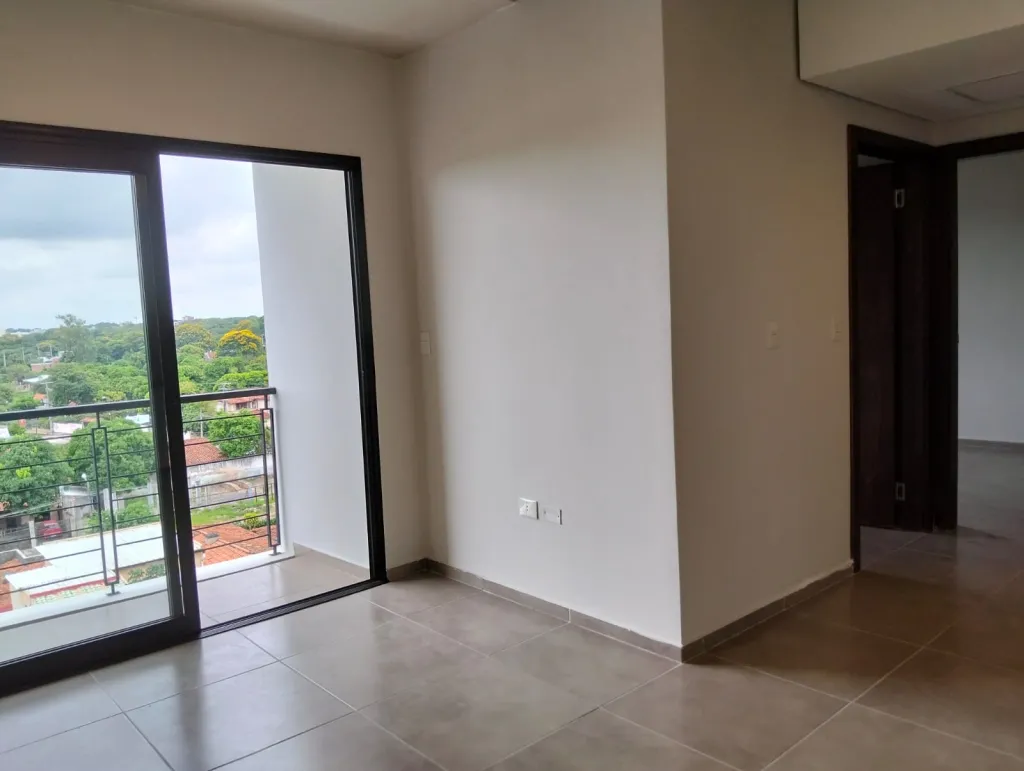 VENDO HERMOSO DEPARTAMENTO A ESTRENAR EN LUQUE FINANCIADO — foto 2