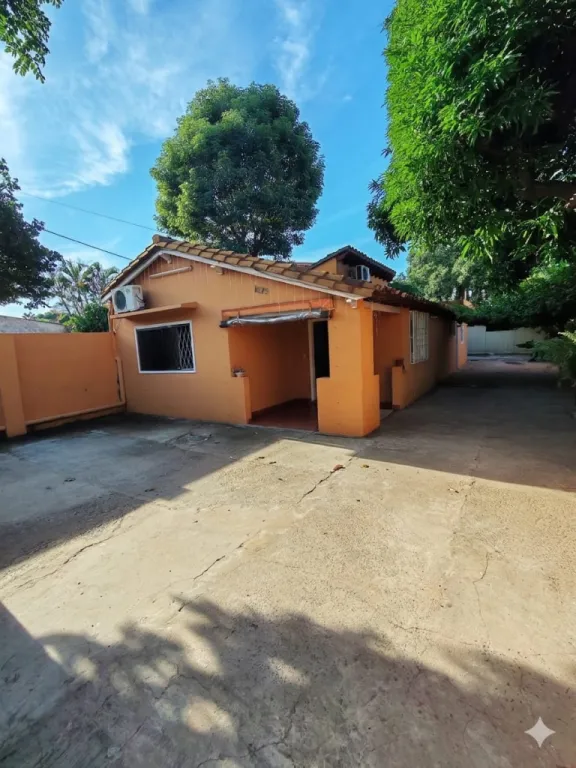VENDO CASA EN FERNANDO DE LA MORA - SUR — foto 2