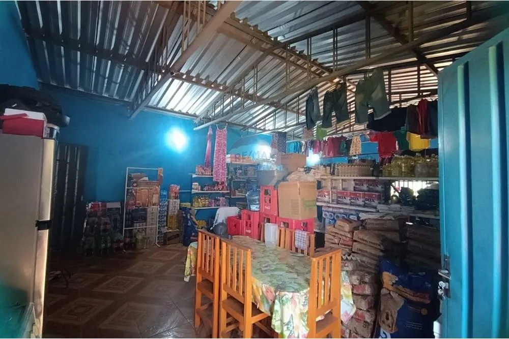 CASA CON COMERCIO EN CAPIATA — foto 3