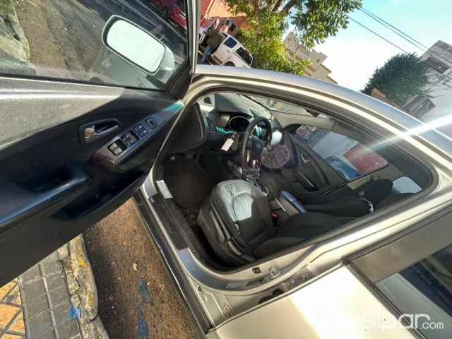 Hyundai Tucson 2010 — foto 7
