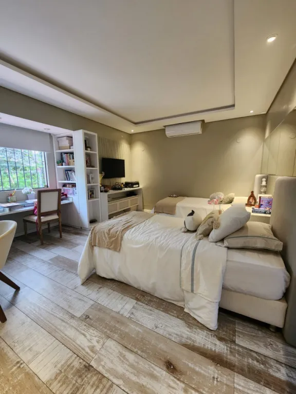 Vendo Preciosa Casa de 3 Dormitorios en Suite, Barrio Mme. Lynch - CLHO8054664 — foto 3