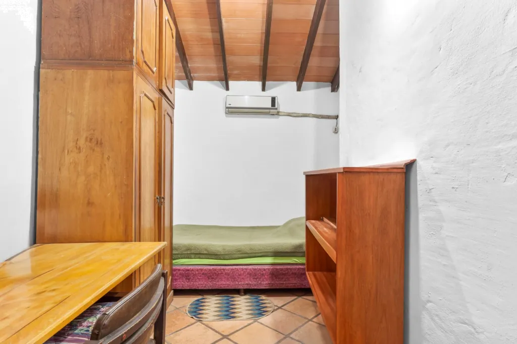 🏡 Amplia Residencia en Venta Barrio Santa Librada, Asunción — foto 2