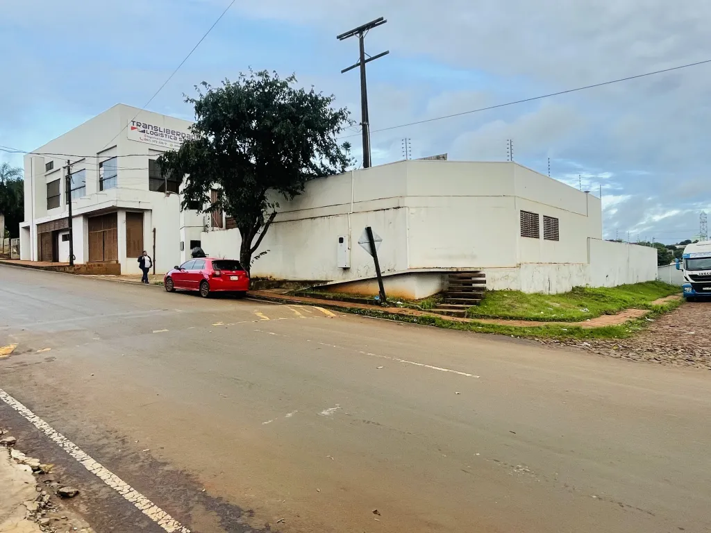 Vendo Inmueble 🏢 Oportunidad Única CDE Espacio Ideal para Grandes Proyectos! — foto 2