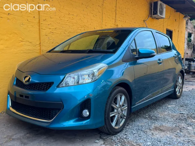 Toyota Vitz 2011 - foto 2