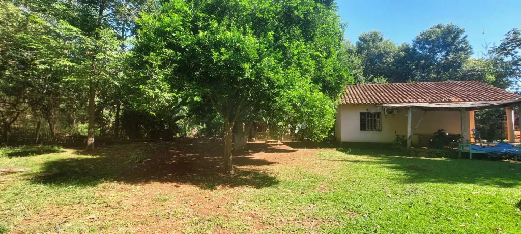 VENDO CASA CON AMPLIO TERRENO SOBRE RUTA SEXTA, PIRAPEY 41: 2 habitaciones y 1 baño — foto 2