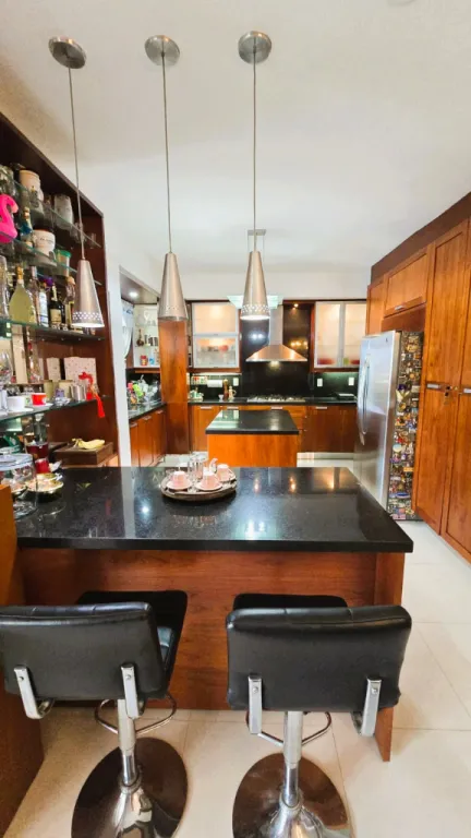 Casa premium de 4 hab en San Lorenzo zona Salemma — foto 2