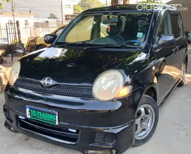 Toyota Sienta 2004 — foto 3