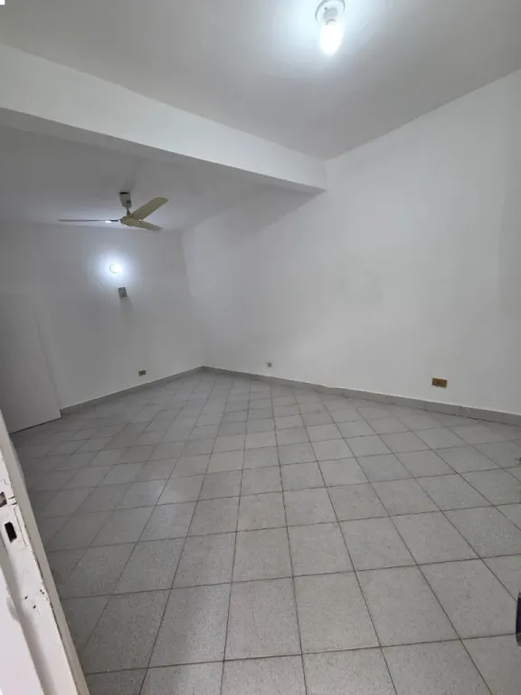 ALQUILO PEQUEÑO DUPLEX 2HAB ZONA BARRIO SAN VICENTE ASU- GS 3.000.000 — photo 2