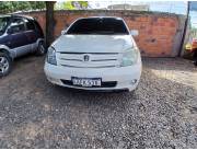 Vendo Toyota IST Año 2004
