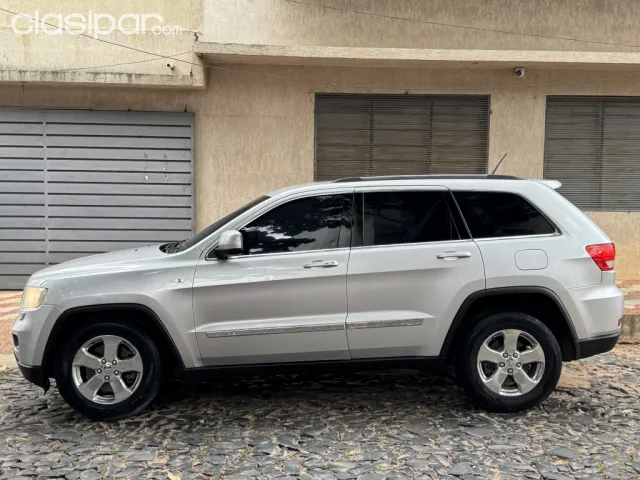 Jeep Grand Cherokee 2012 - foto 2