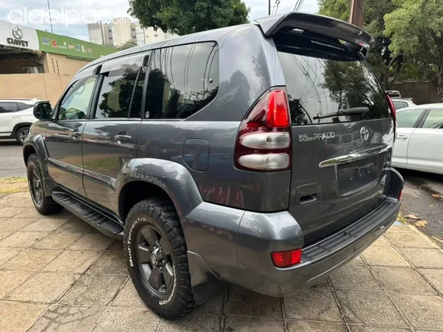 Toyota Land Cruiser 2006 - foto 8