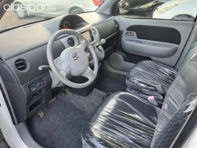Toyota Sienta 2012 - foto 8