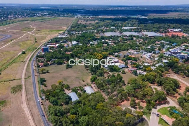 EN VENTA ÚNICO TERRENO SOBRE AUTOPISTA SILVIO PETTIROSSI – FRENTE AL AEROPUERTO — foto 2