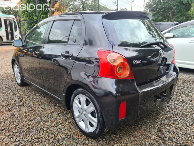 Toyota Vitz 2008 — foto 5