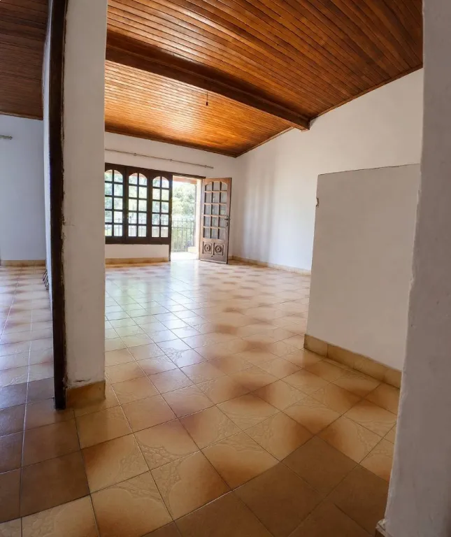 VENDO Casa en pleno centro de la ciudad de Encarnacion - oportunidad de inversion — foto 2