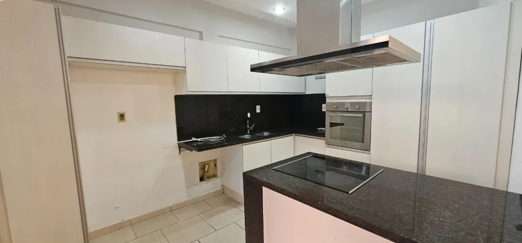ALQUILO HERMOSO DUPLEX CON PISCINA - FERNANDO DE LA MORA. — foto 3