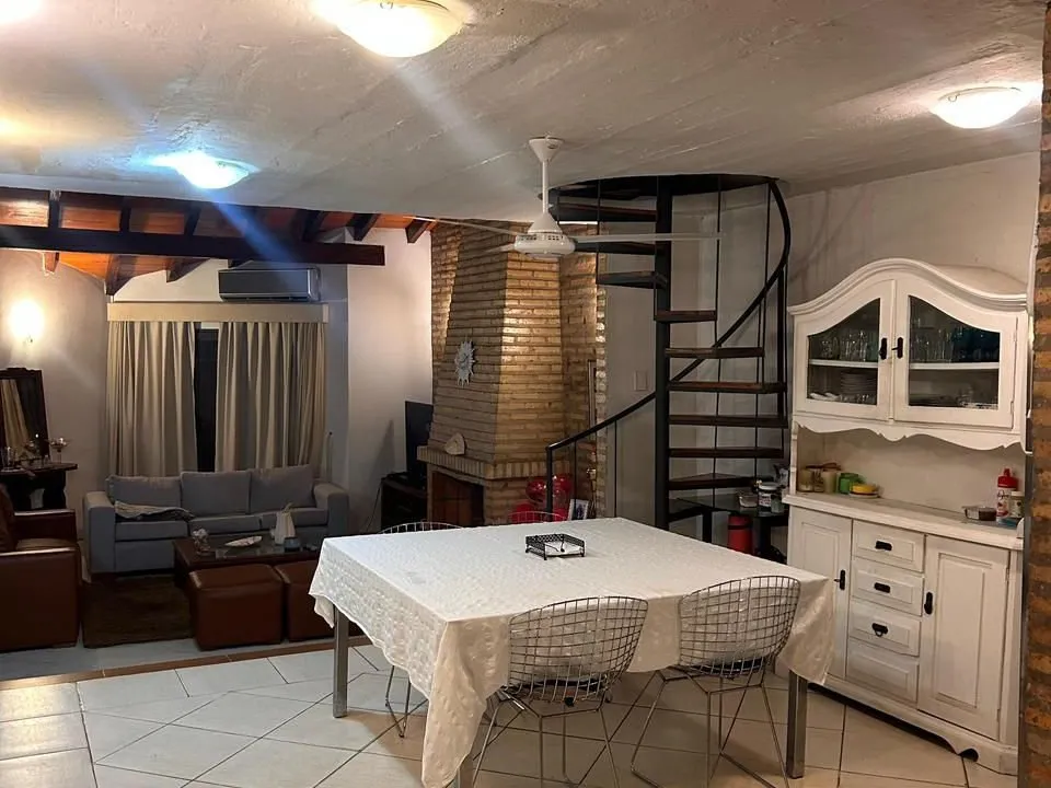 Casa Semi Amoblada - Lambare — foto 3