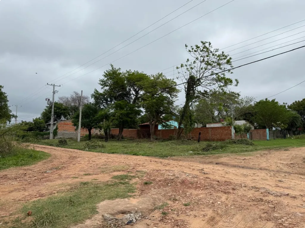 En venta Terreno en Limpio. Piquete Cue — foto 3