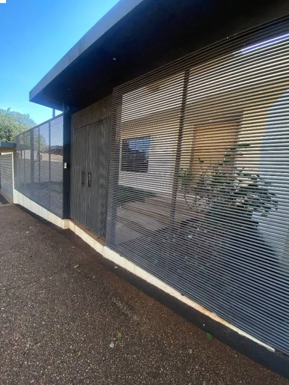 VENDO AMPLIA Y HERMOSA CASA RESIDENCIAL EN CIUDAD DEL ESTE — foto 3
