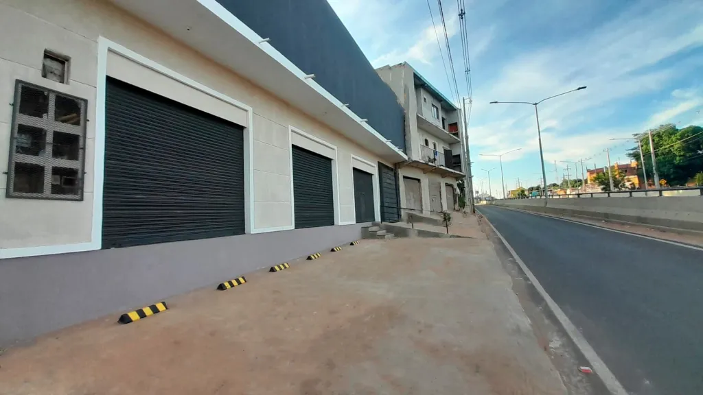 VENDO SALÓN COMERCIAL EN VILLA ELISA — foto 2