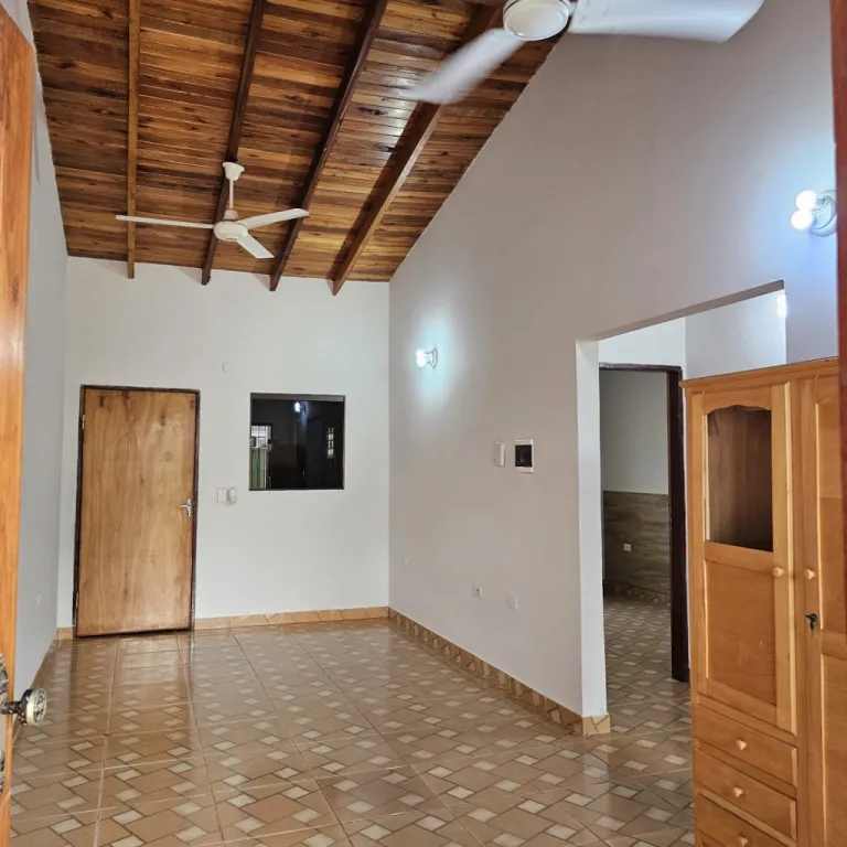 En Venta. Chalet primera vivienda en CDE. Área 4 — foto 2