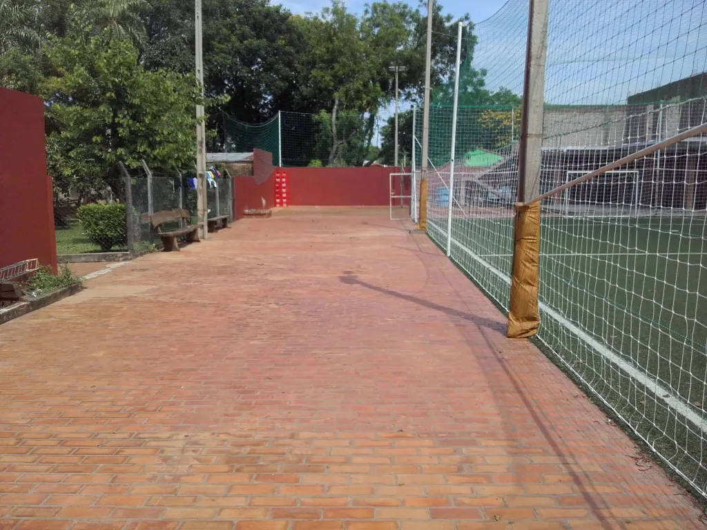 EN VENTA TERRENO - LAURELTY SAN LORENZO - ZONA SUB ESTATICA ANDE - RUTA SAN LORENZO - LUQU — foto 2