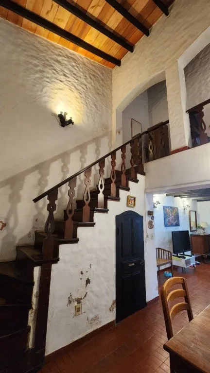 VENDO CASA DE ESTILO COLONIAL MEDITERRÁNEO EN BARRIO CIUDAD NUEVA — foto 3