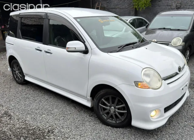 Toyota Sienta 2006 — foto 3