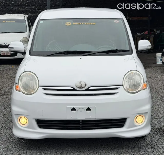 Toyota Sienta 2006 — foto 4