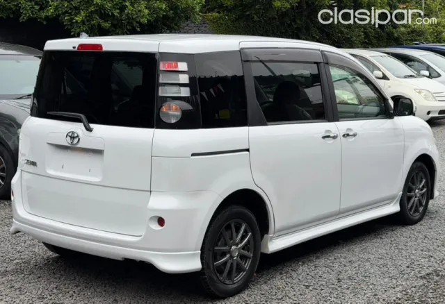 Toyota Sienta 2006 — foto 7