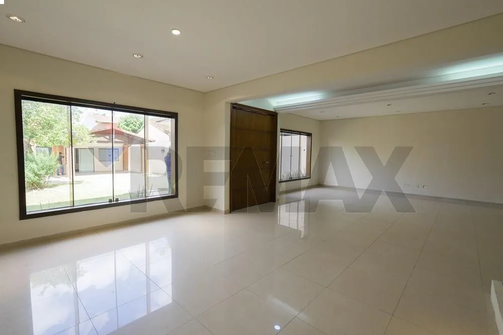 3 LOCALES COMERCIALES EN TERRENO DE 500m2 — foto 2