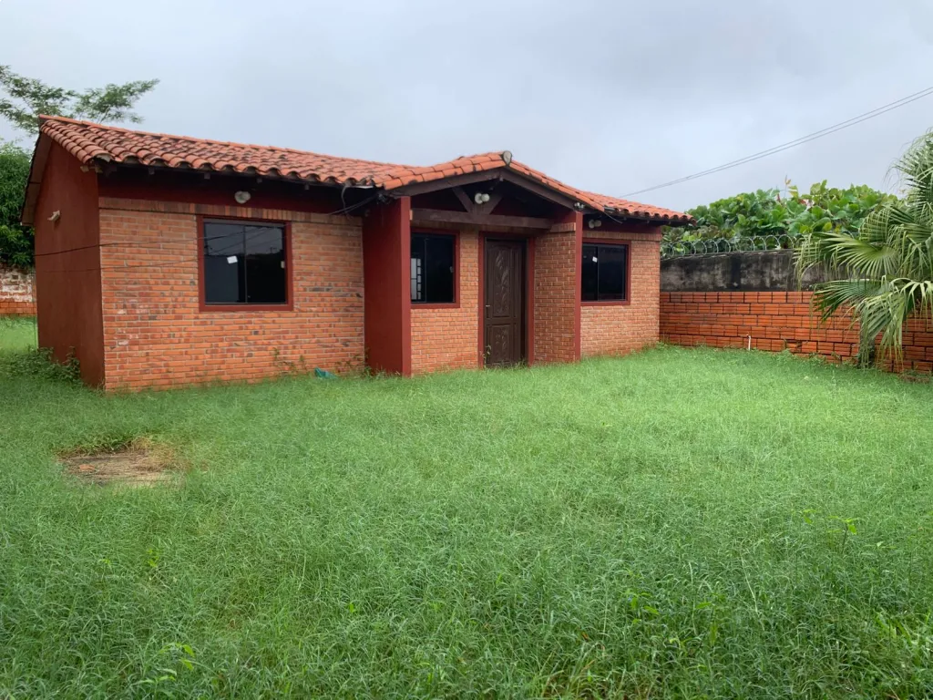 Alquiler- Casa independiente familiar, limpio a 3 cuadras de la ruta transchaco — фото 2