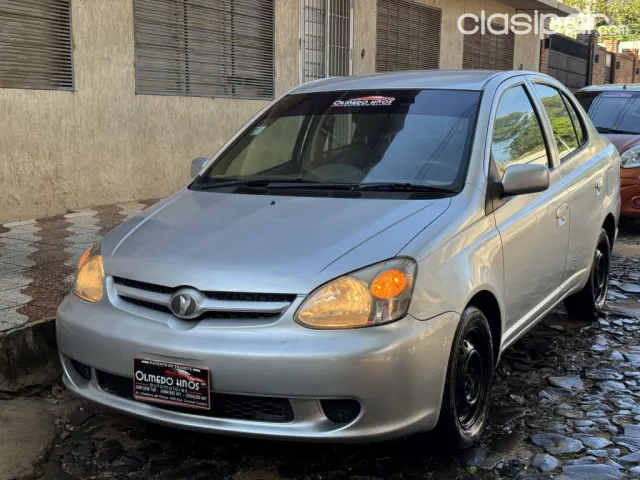 Toyota Platz 2003 - foto 2