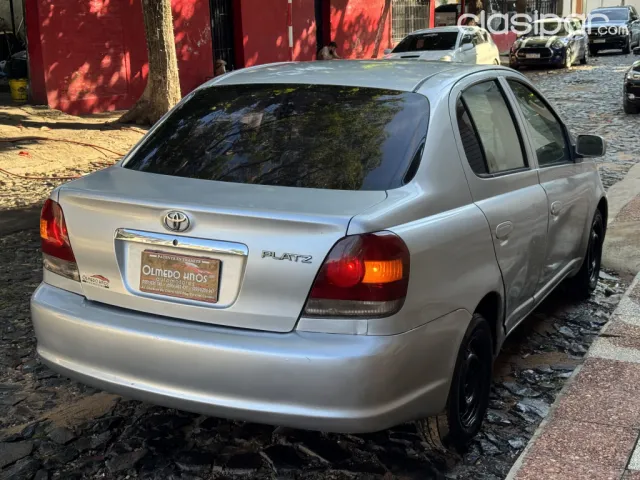 Toyota Platz 2003 — foto 6